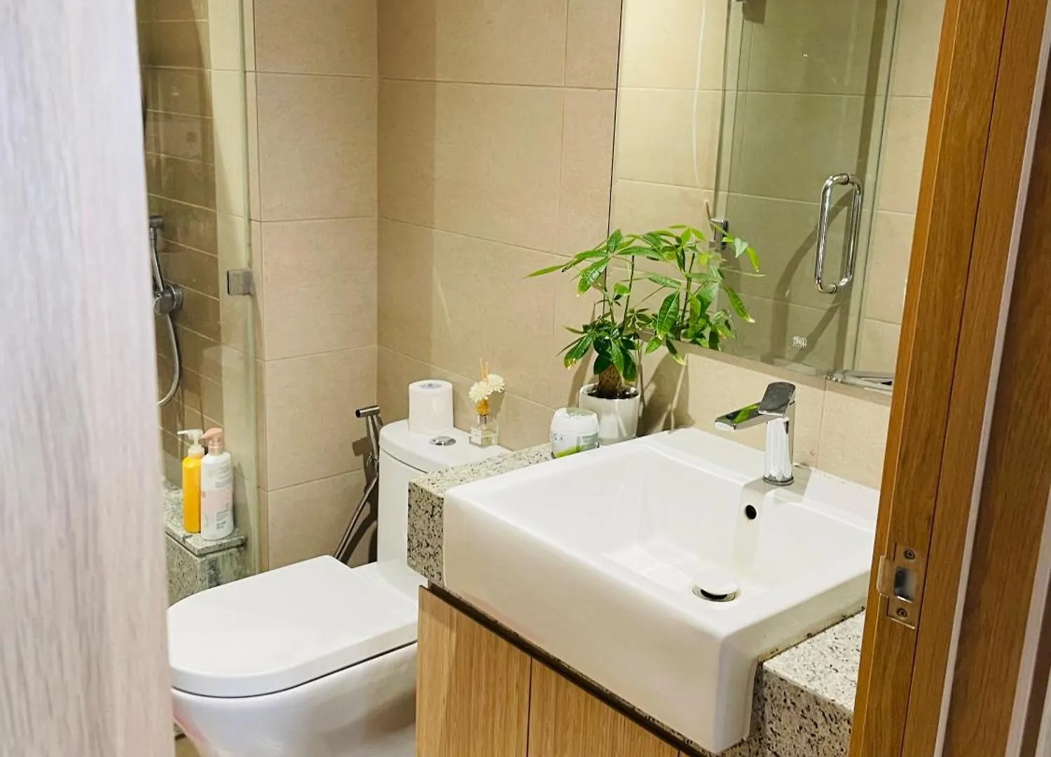 Apartamento Lucky Home - Căn hộ VIP ngay Aeon Mall Tân Phú ,liền kề sân bay Cidade de Ho Chi Minh